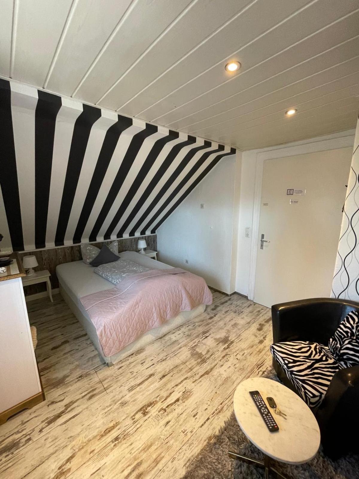 מלון Füssen La Boutique House מראה חיצוני תמונה